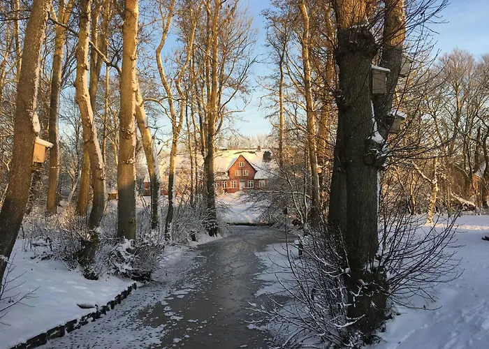 Relax In The Old Vicarage On Eiderstedt Σπίτι διακοπών
